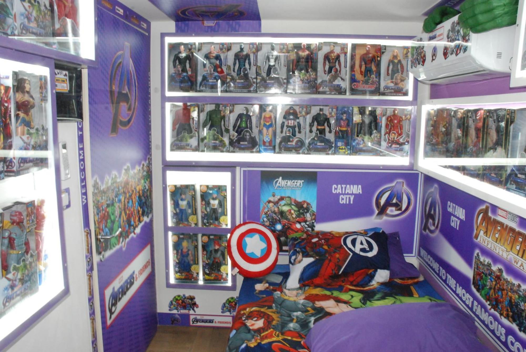 Avengers & Friends Airport Aeroporto di Catania Fontana Rossa