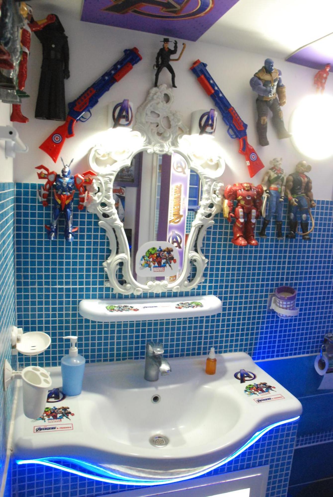 Avengers & Friends Airport Guest house Catania