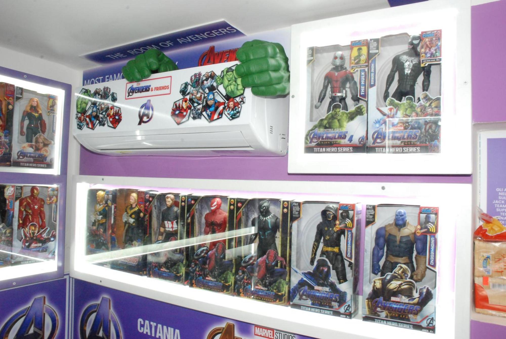 Avengers & Friends Airport Affittacamere *